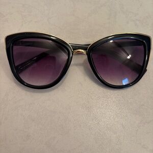 American Eagle  Sunglasses